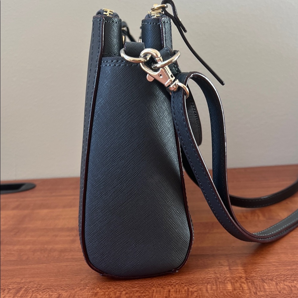 Lo & Sons Pearl Convertible Crossbody Saffiano Leather Shoulder Bag Dark Grey - Picture 9 of 13